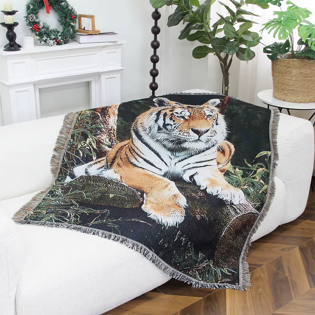 LOW MOQ Custom Design Woven Tapestry Blanket with Custom Tapestry Jacquard Blanket for Various Uses